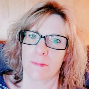 Meet your Posher, Jenifer